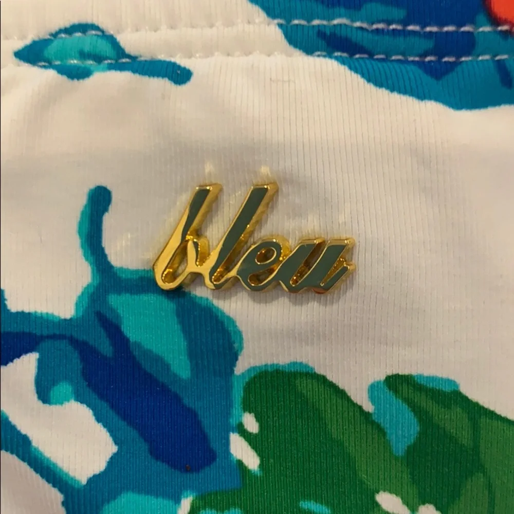 NWT BLEU Rod Beattie‎ swim top!